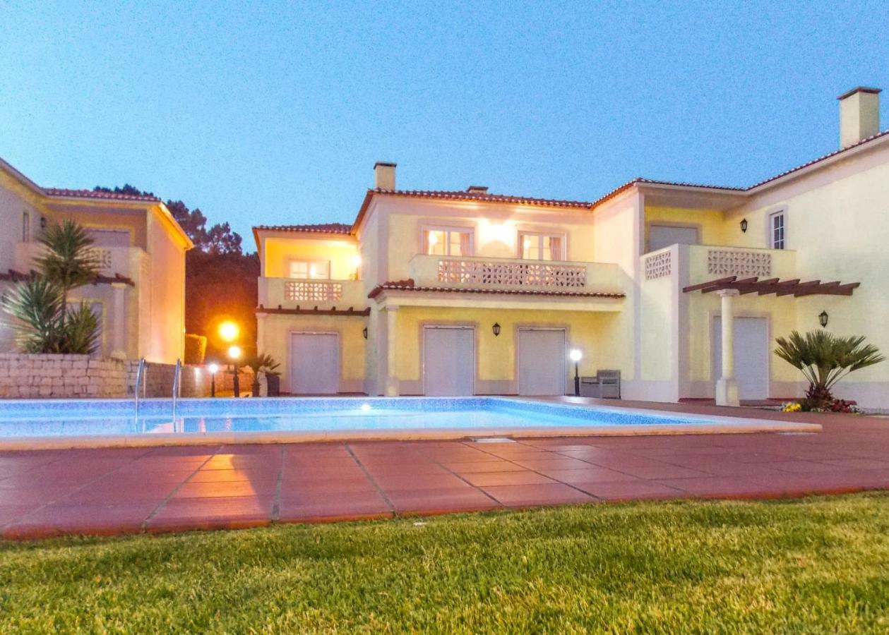 Praia Del Rey Pool View Bythe Sea Praia del Rei Exterior photo