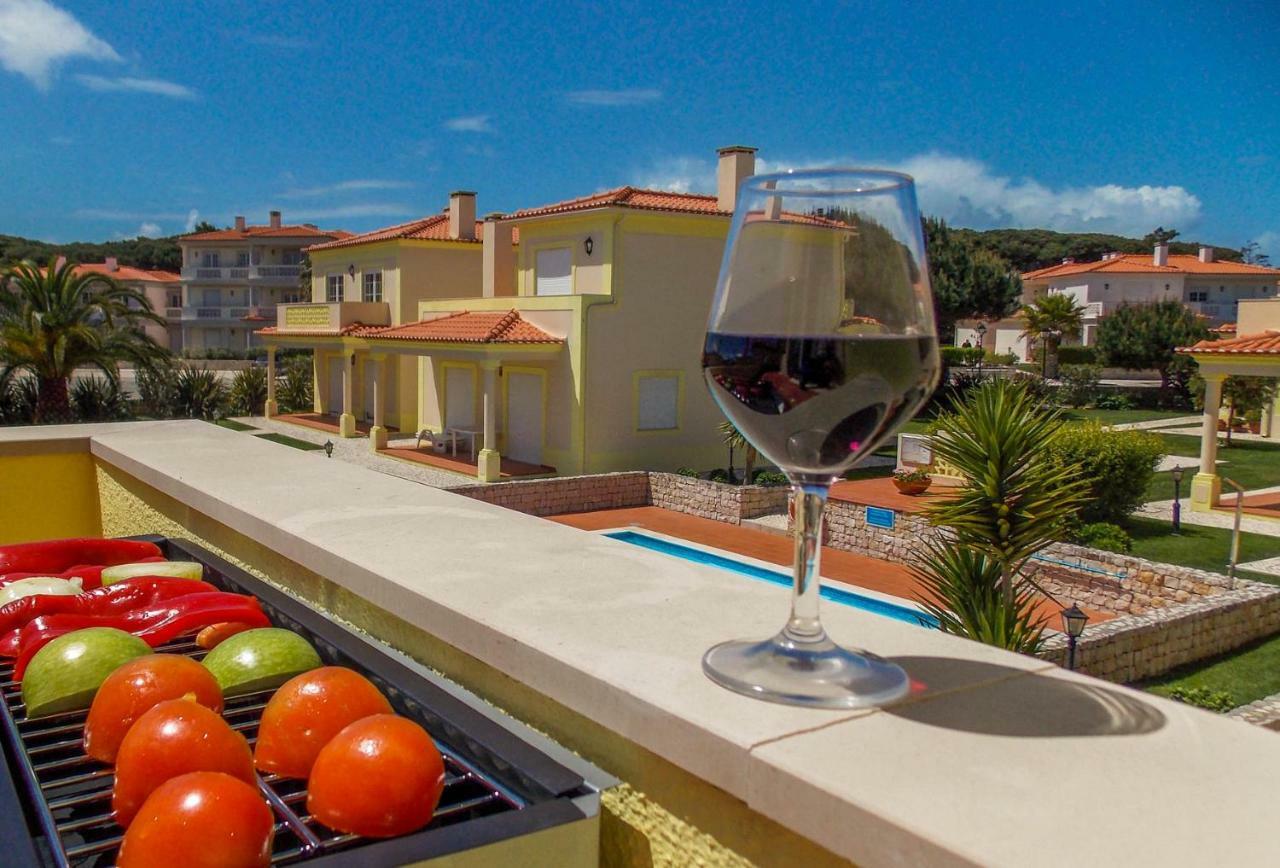 Praia Del Rey Pool View Bythe Sea Praia del Rei Exterior photo