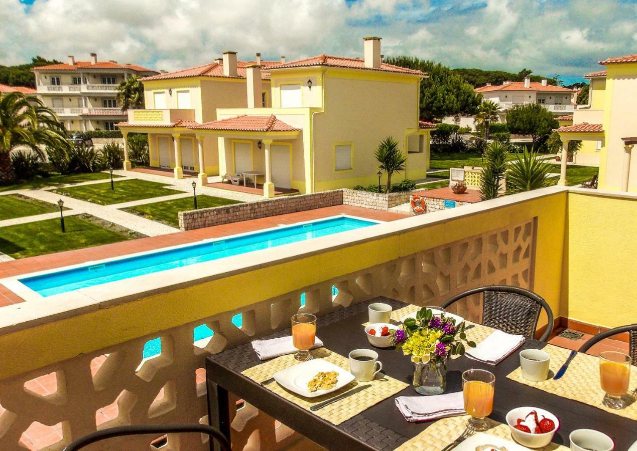 Praia Del Rey Pool View Bythe Sea Praia del Rei Exterior photo